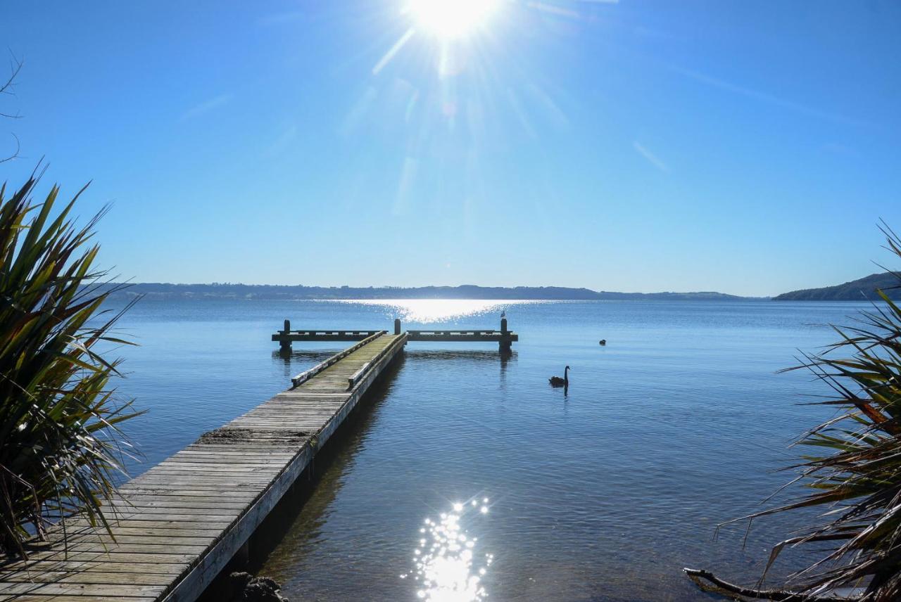 Taha Moana Villa Rotorua Ngoại thất bức ảnh